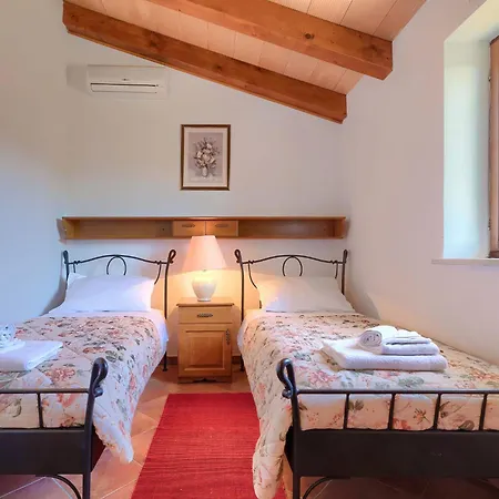 Albina By Interhome Koromačno