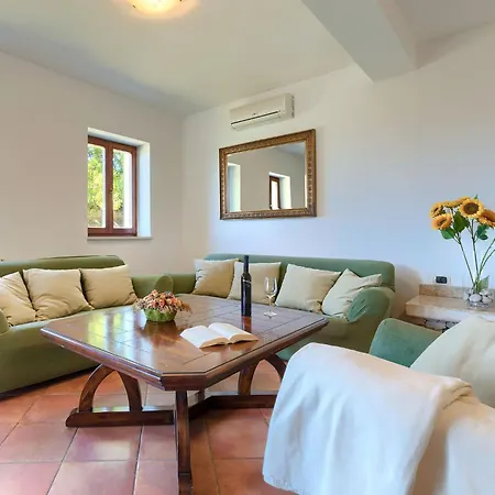 Albina By Interhome